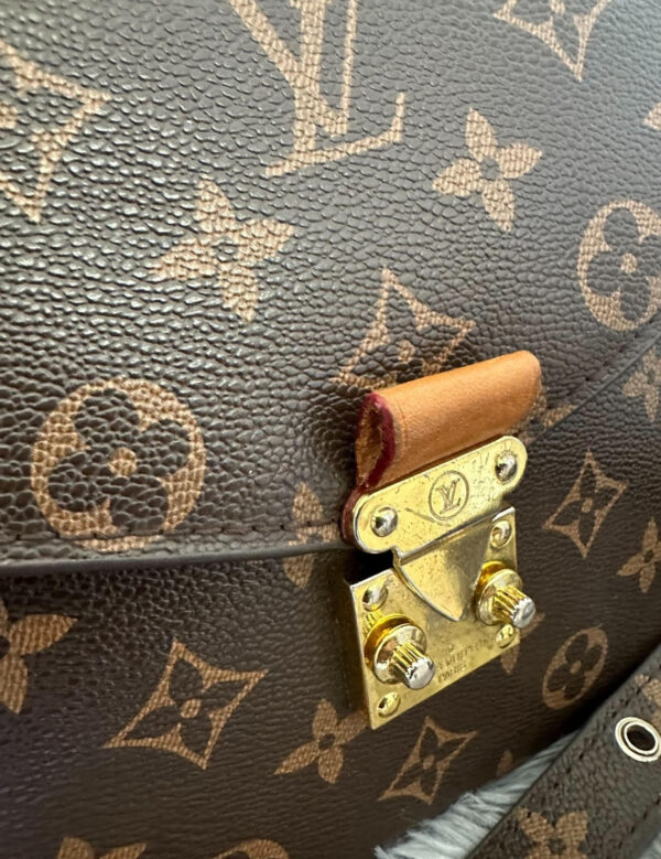 Louis Vuitton Bag - Image 9